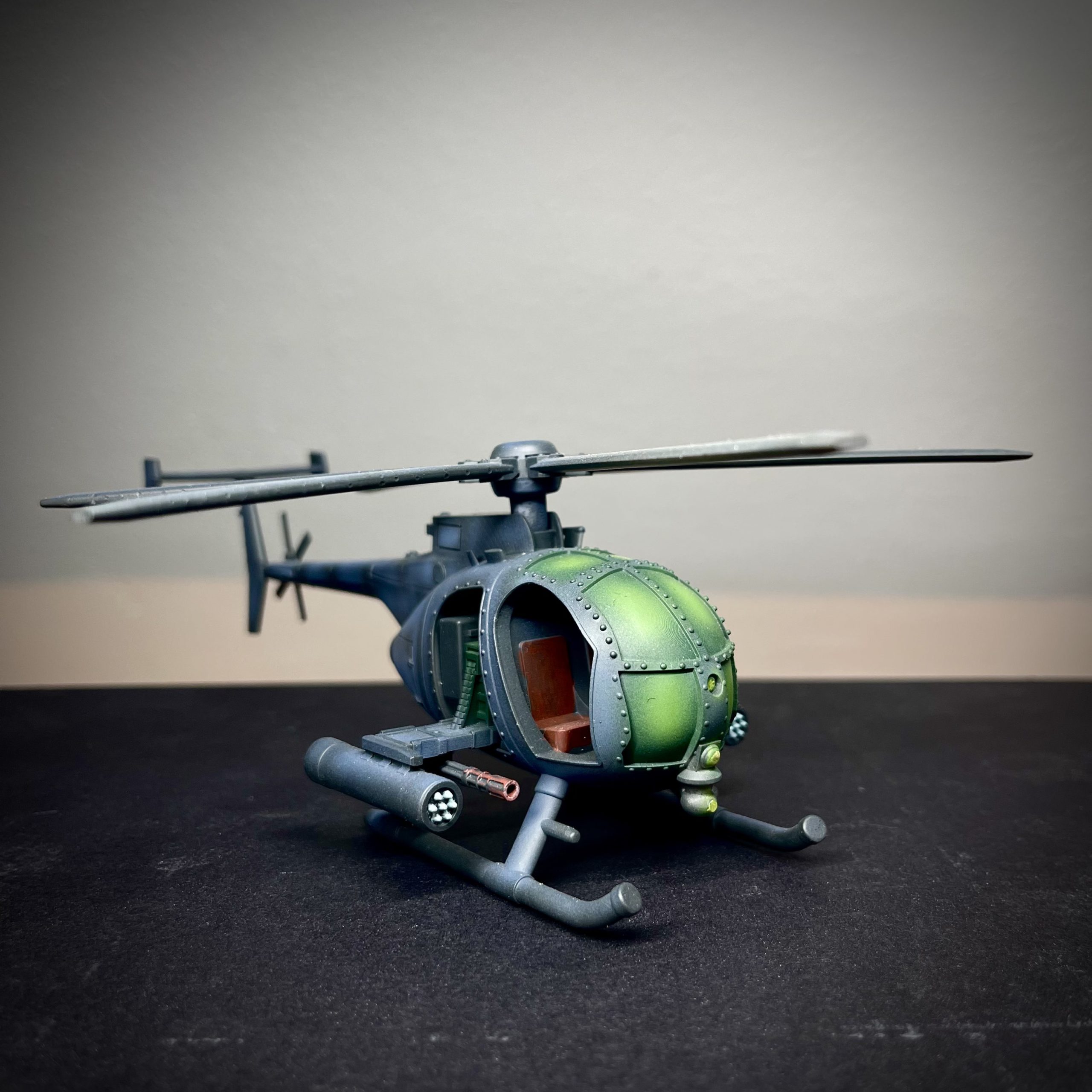 giジョー / AH-6 ヘリコプター-